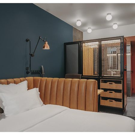 1.75 Paris Le Charme Hotel Buitenkant foto